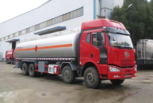 解放J6P前四后八31方国五运油车