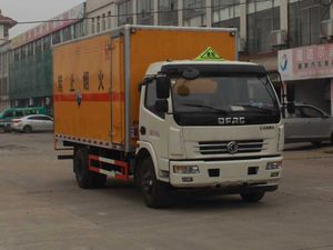 东风多利卡腐蚀性物品厢式运输车