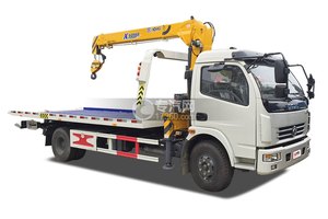 東風多利卡平板帶吊一拖二國五清障車