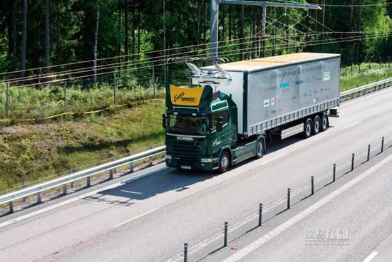 卡车配电缆 瑞典开启公路电气化进程