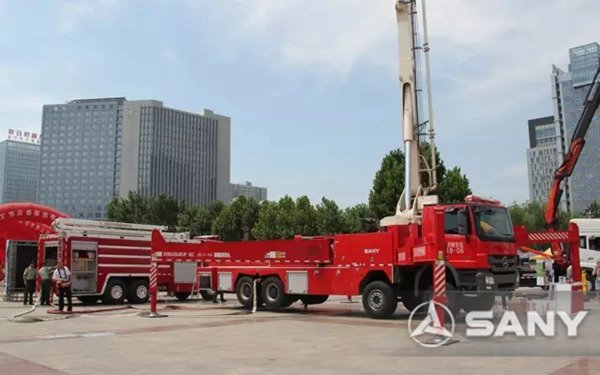 三一消防车亮相中国消防博览会