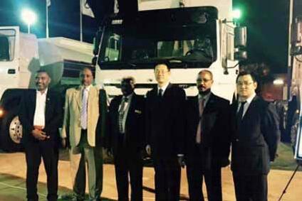 重汽参展喀土穆国际博览会 HOWO自卸和牵引车亮相