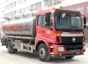 福田欧曼ETX单桥国五13.5方运油车