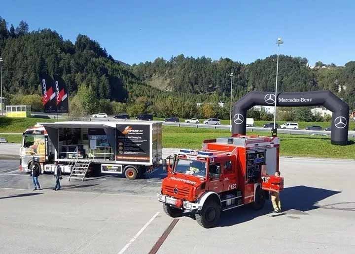 安普全地形抢险救援消防车亮相奔驰Unimog T