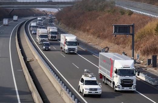 戴姆勒卡车在日本开展卡车核对路测