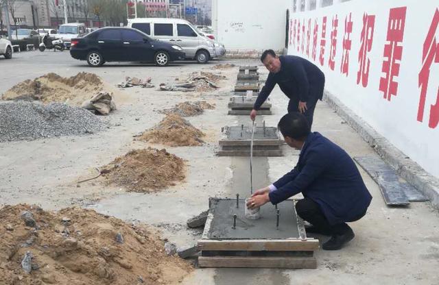 陕西榆林：公交筹建6个充电站 助力新能源车推广