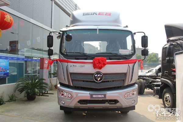 主页 新闻中心 行业动态 现场抽奖,幸运客户领取丰厚奖品 福田瑞沃es5