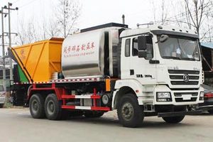 陕汽德龙同步碎石封层车