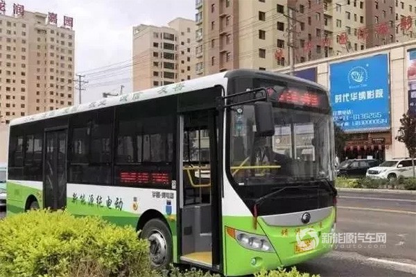 甘肃白银：靖远县引进新能源公交车