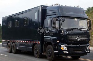 东风天龙前四后八野战宿营车