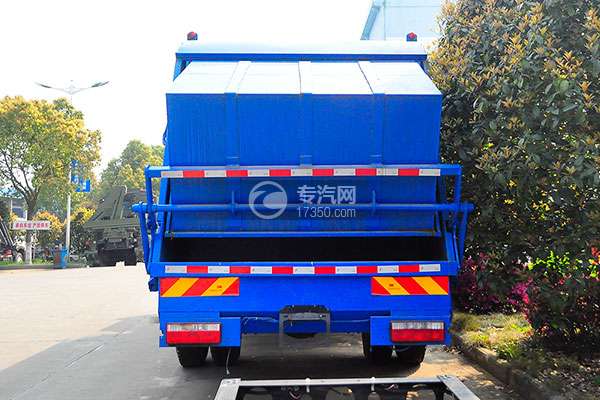 陕汽轩德X6国五压缩式垃圾车后方图