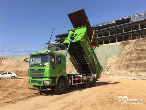 【好车推荐】陕汽天然气新型城建渣土车—动力强 更可靠