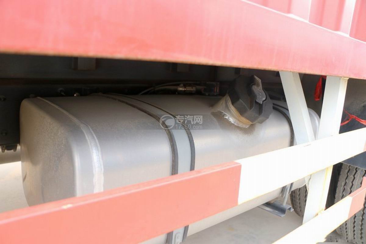 大運奧普力4.18米廂式貨車油箱