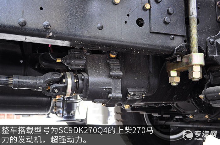 福田欧曼ETX10吨随车吊评测之底盘篇发动机