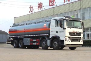 重汽豪沃前四后八国六31方铝合金运油车