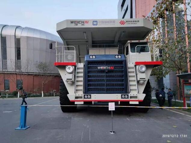永济电机牵引首台国产混合能源矿用卡车自卸车成功下线