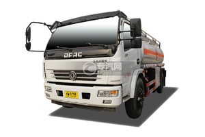 东风大多利卡7.6方加油车