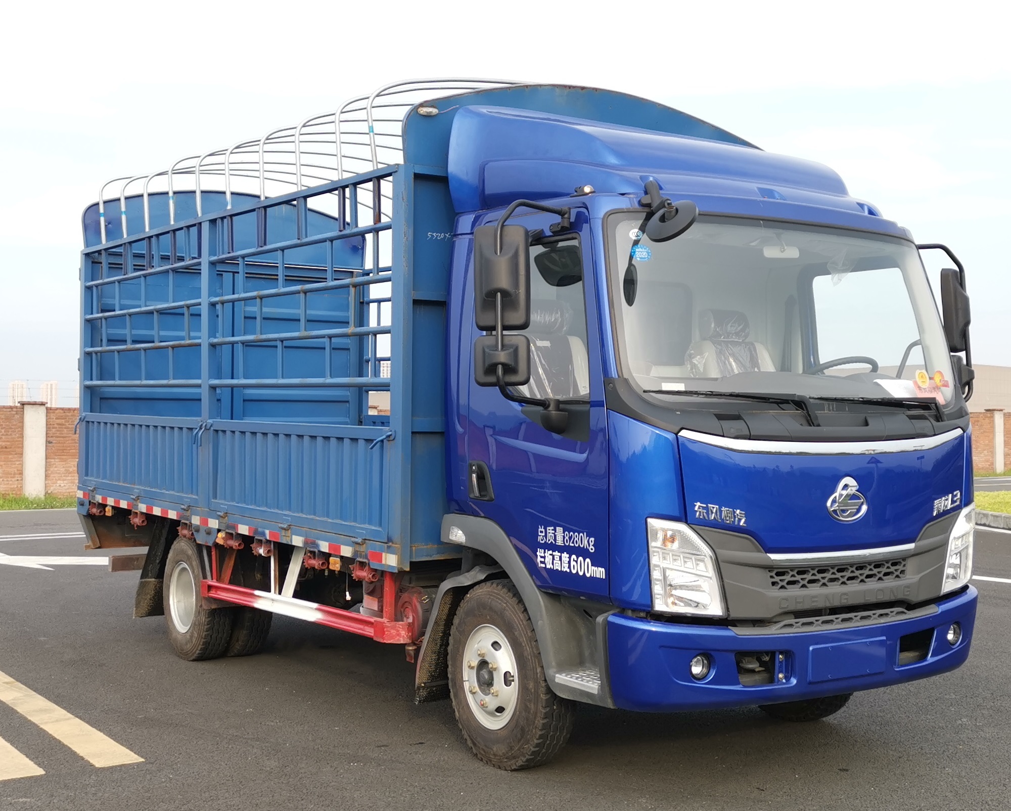 第12批次LZ5080CCYL3AB倉柵式運輸車