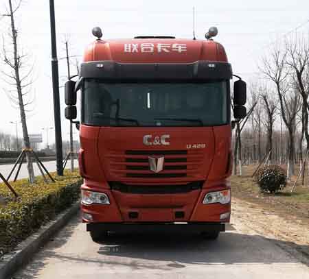 第14批次QCC4252D654牽引汽車