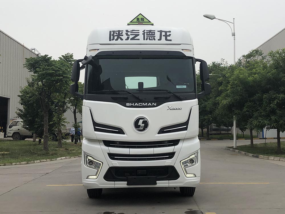 第14批次SX4259GC4WQ1危險(xiǎn)品牽引汽車