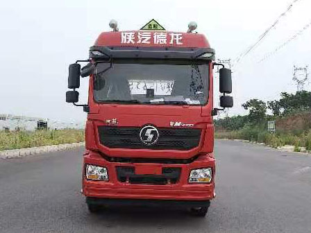 第14批次SX4259MC4WQ1危險(xiǎn)品牽引汽車