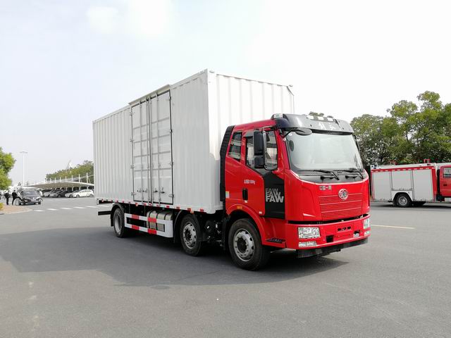 第15批次CA5220XXYP62K1L7T3A1E5廂式運(yùn)輸車