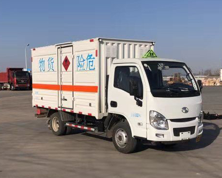 第17批次BSZ5039XRQC6B易燃?xì)怏w廂式運(yùn)輸車(chē)