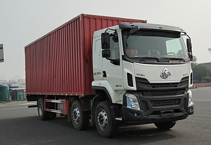 第17批次LZ5250XXYM5CB廂式運(yùn)輸車