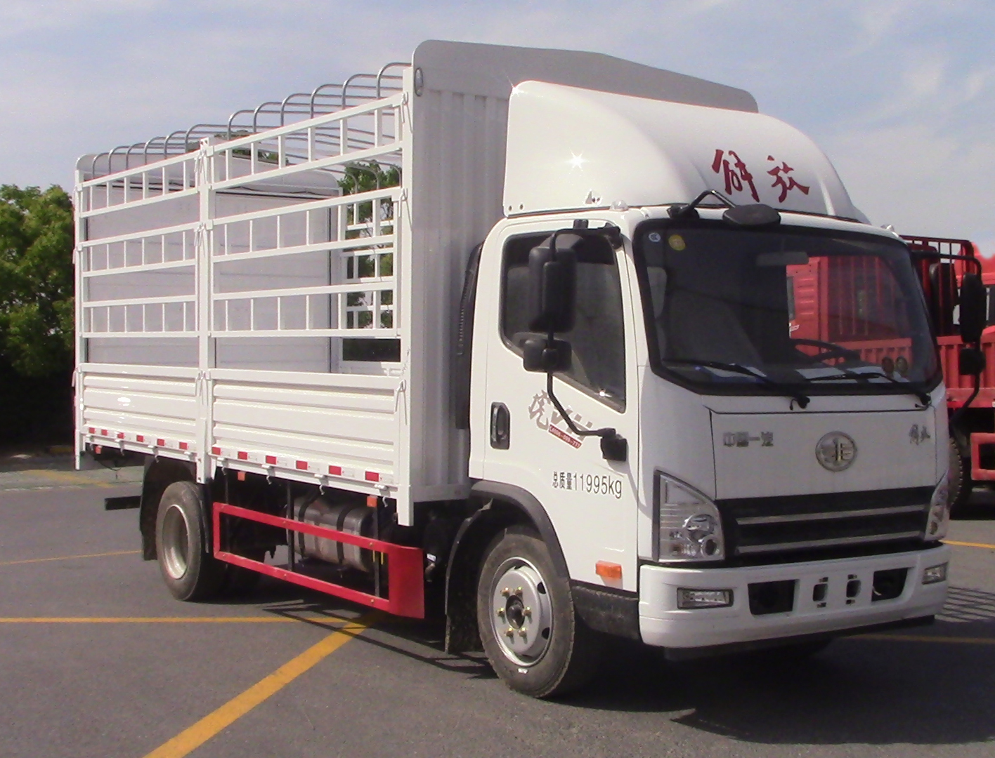 第10批次CA5127CCYP40K2L2E5A84倉柵式運輸車