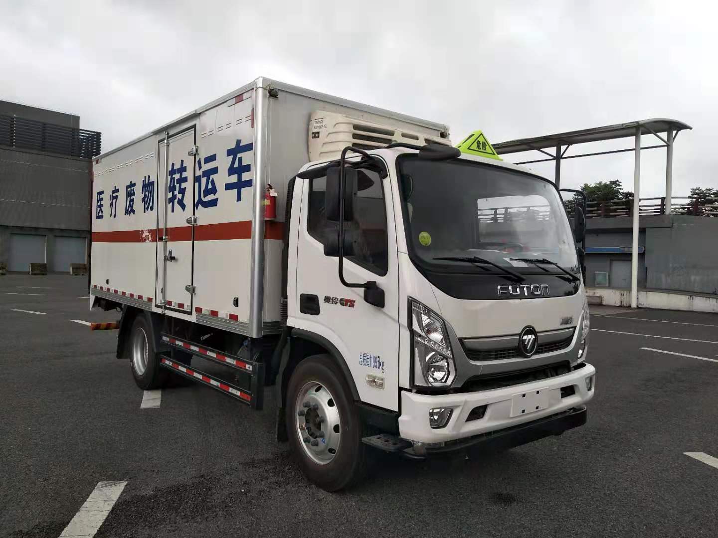 第12批次BJ5128XYYGJEA-AC1醫(yī)療廢物轉(zhuǎn)運(yùn)車