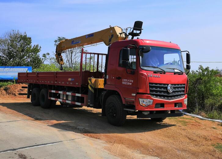 第15批次DFV5243JSQGP6D隨車起重運(yùn)輸車