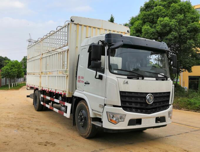 第10批次EQ5160CCYGZ5D倉(cāng)柵式運(yùn)輸車