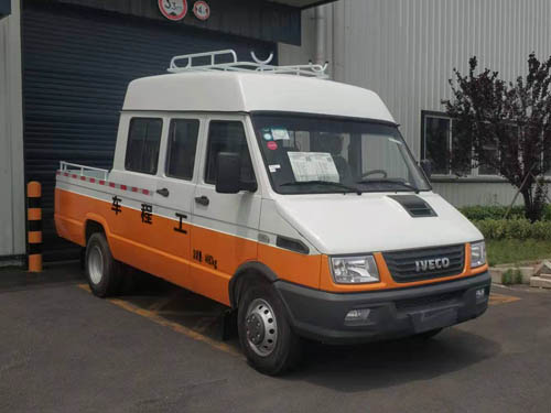 依維柯牌NJ5046XGCZ5A-2工程車