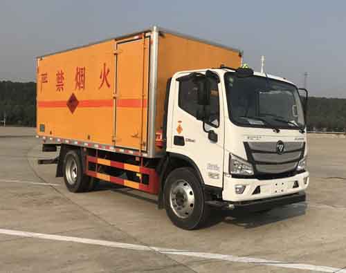 華通牌HCQ5120XQYBJ6爆破器材運(yùn)輸車