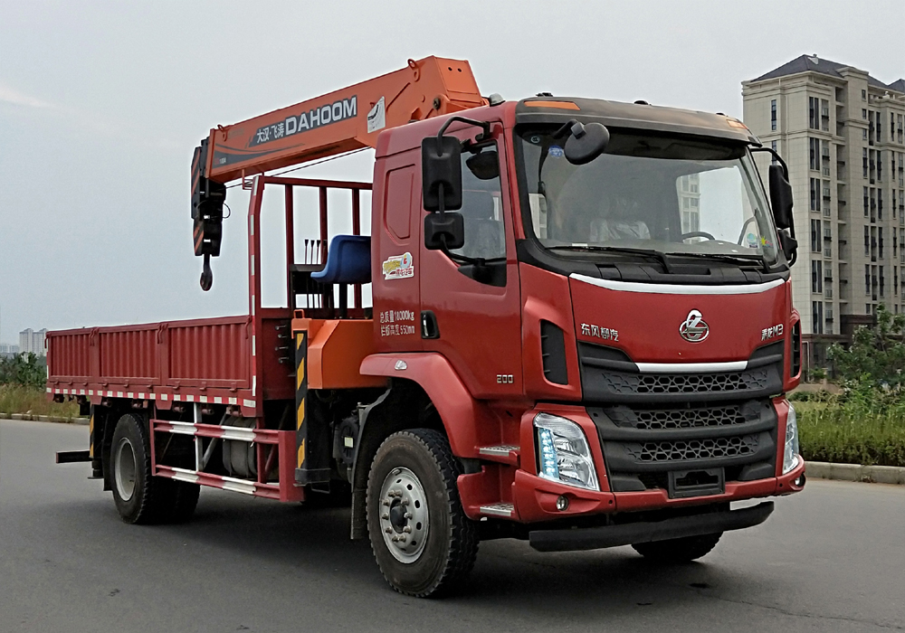 第19批次LZ5181JSQM3AB隨車起重運輸車