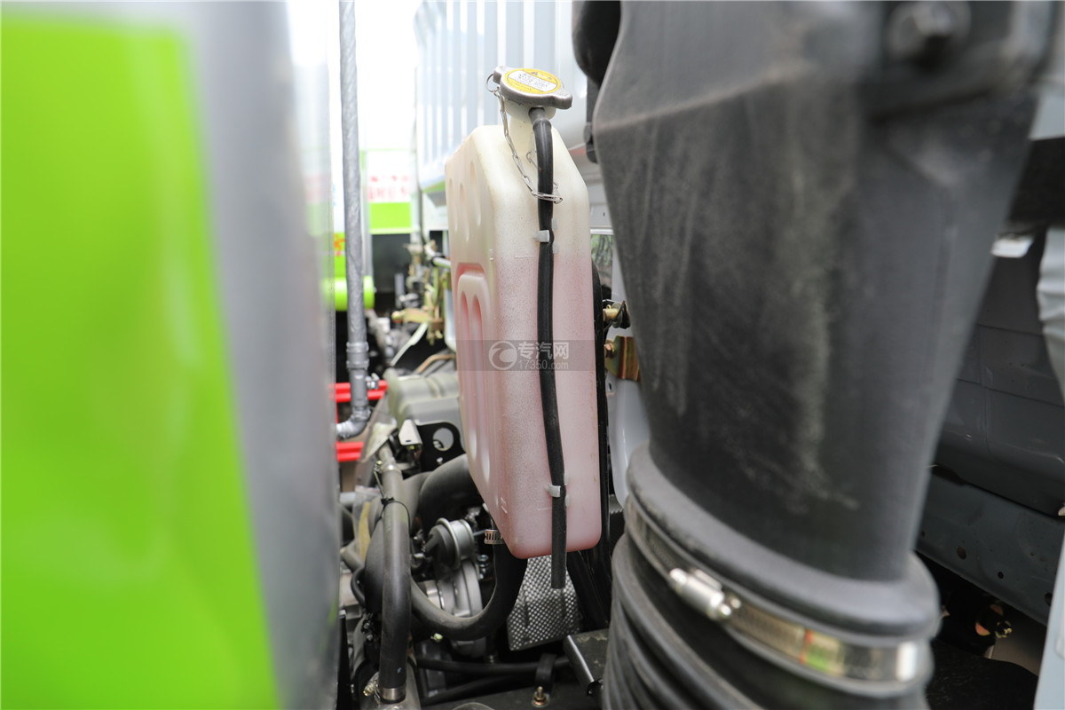 东风福瑞卡F7国六7.43方绿化喷洒车防冻液