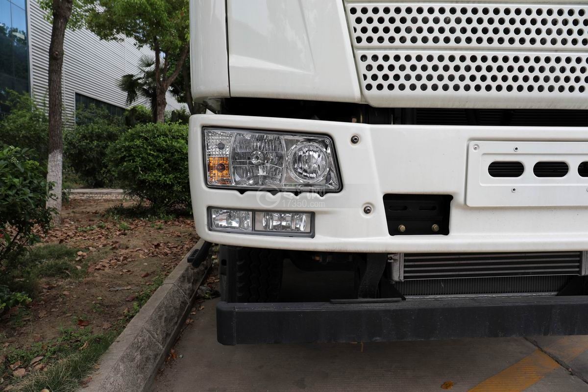 解放J6國六后雙橋平板運輸車大燈組合