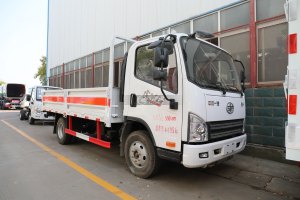 解放虎VN国六4.1米气瓶运输车（货厢款）图片