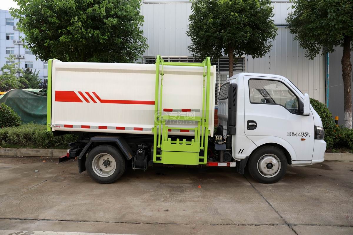 国六东风途逸自装卸式垃圾车侧面图