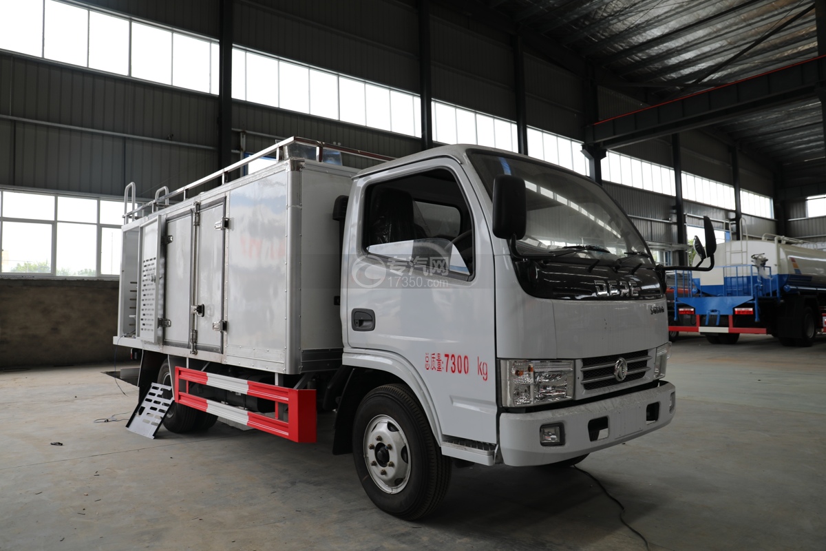 东风小多利卡国六鲜活水产运输车