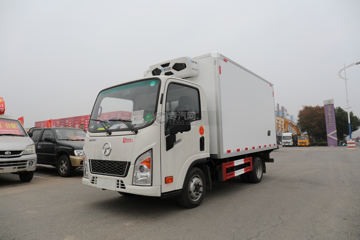 大运新奥普力小卡国六3.56米冷藏车