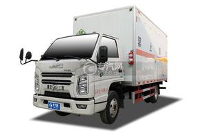 江铃顺达宽体国六4.08米腐蚀性物品厢式运输车