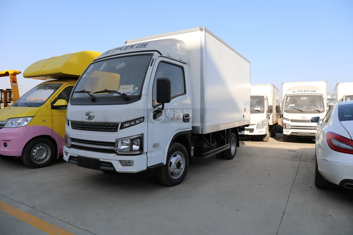 跃进福运S80国六3.95米冷藏车