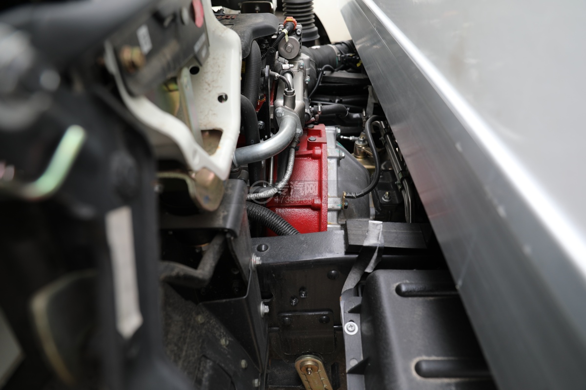 福田时代领航小卡之星3国六3.5米冷藏车发动机
