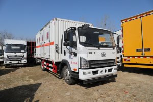解放虎VN国六5.15米杂项危险物品厢式运输车图片