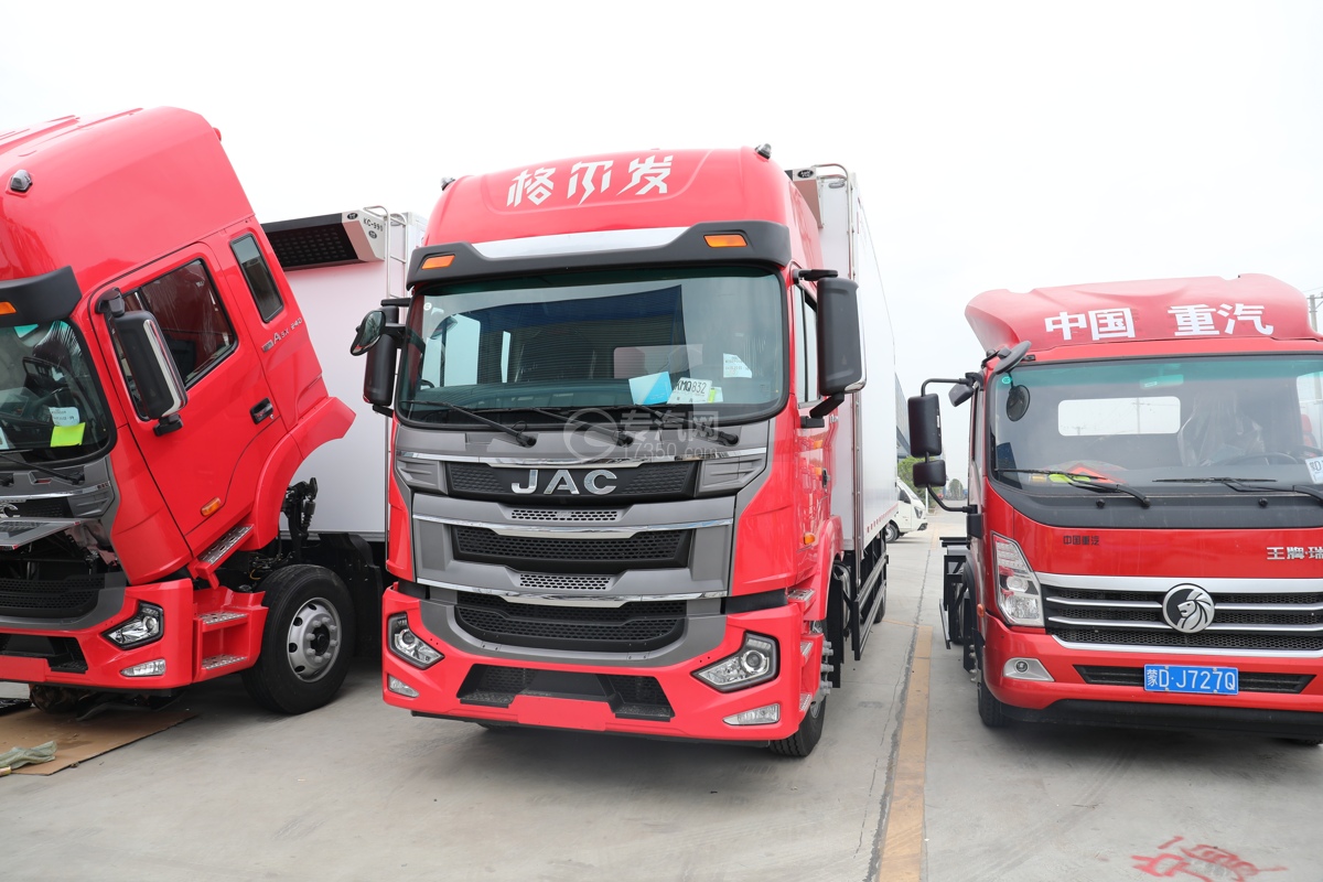 江淮格尔发A5X国五6.8米冷藏车