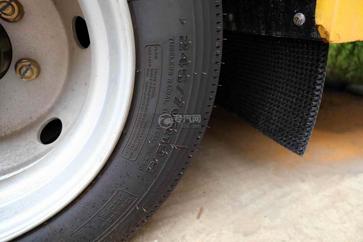 东风多利卡D7国六救险车轮胎规格