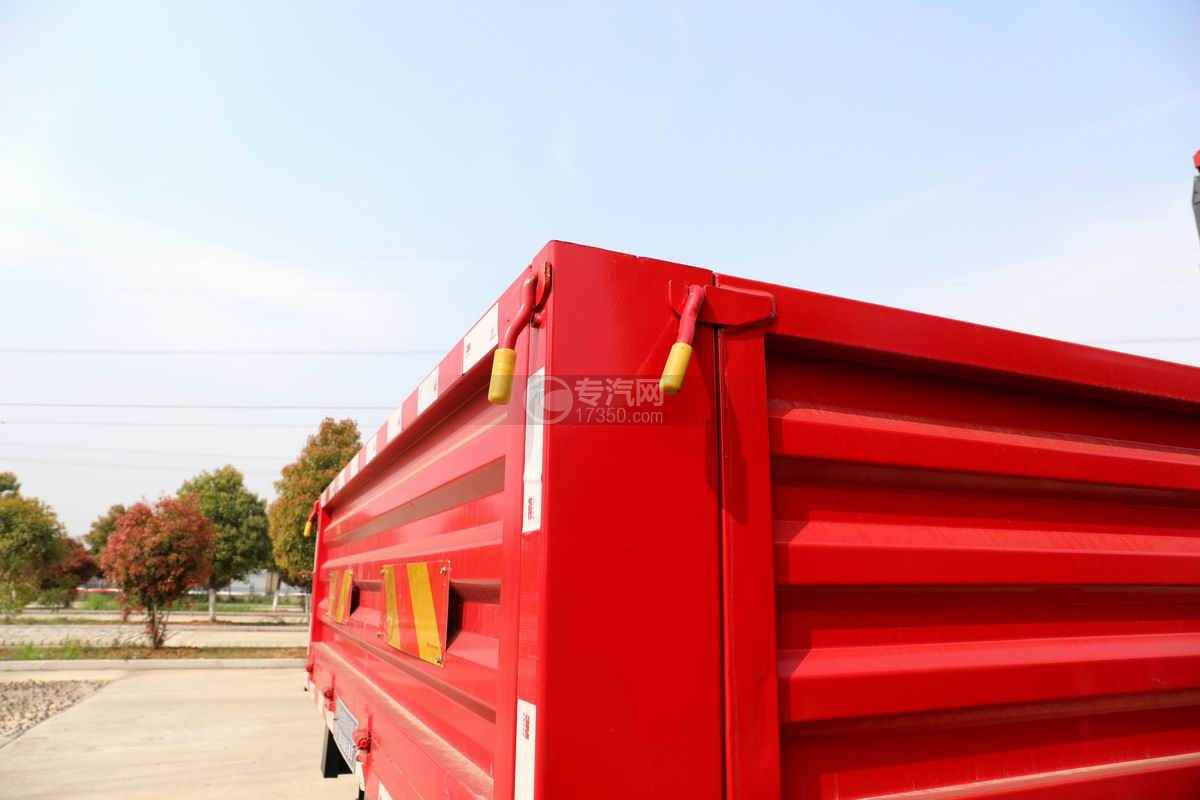 陕汽德龙新M3000前四后八国六14吨直臂随车吊(红色)货箱细节