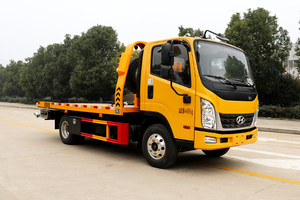 现代泓图300一拖二清障车