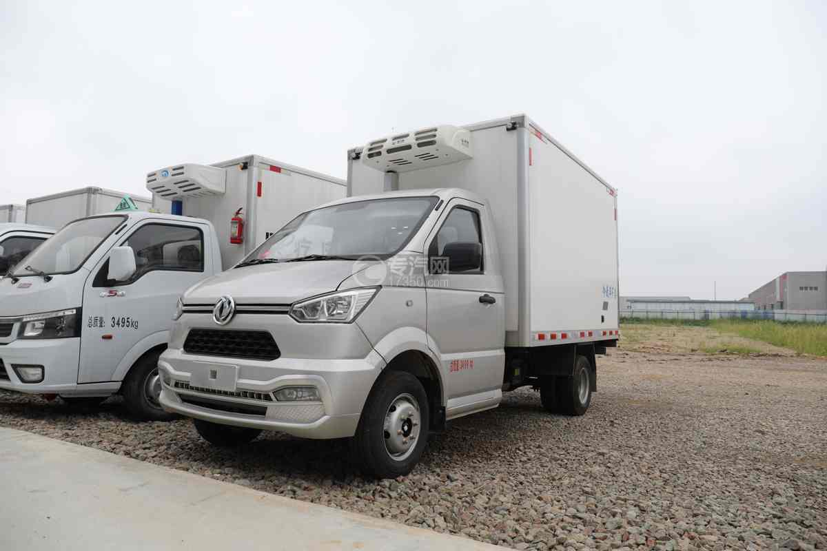 东风小霸王国六3.3米冷藏车